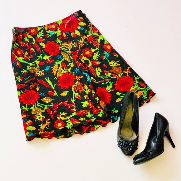 Moschino Dresses & Skirts - Moschino Jeans Printed Skirt Size 8